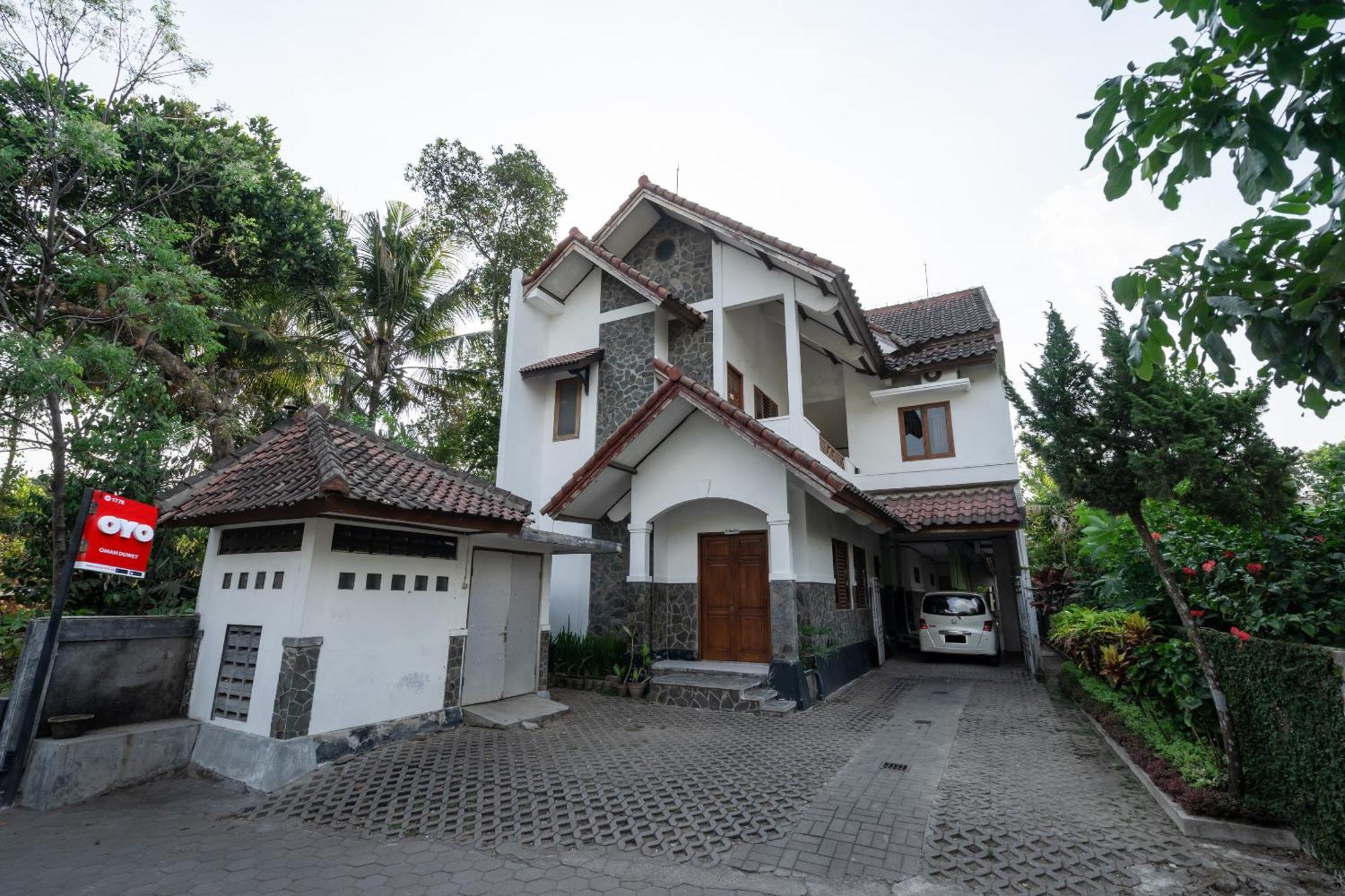 Super Oyo 1778 Omah Duwet Beran Kidul Exterior foto